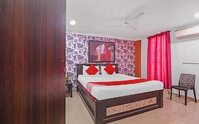 Hotel O New Lakeview Palace 1